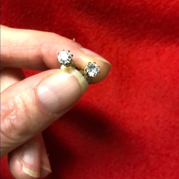 Jewelry - 14 k gold CZ Diamond stud earrings
